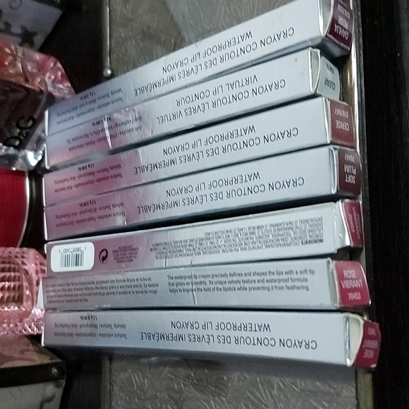 7 lip liner waterproof bundle - Picture 3 of 3